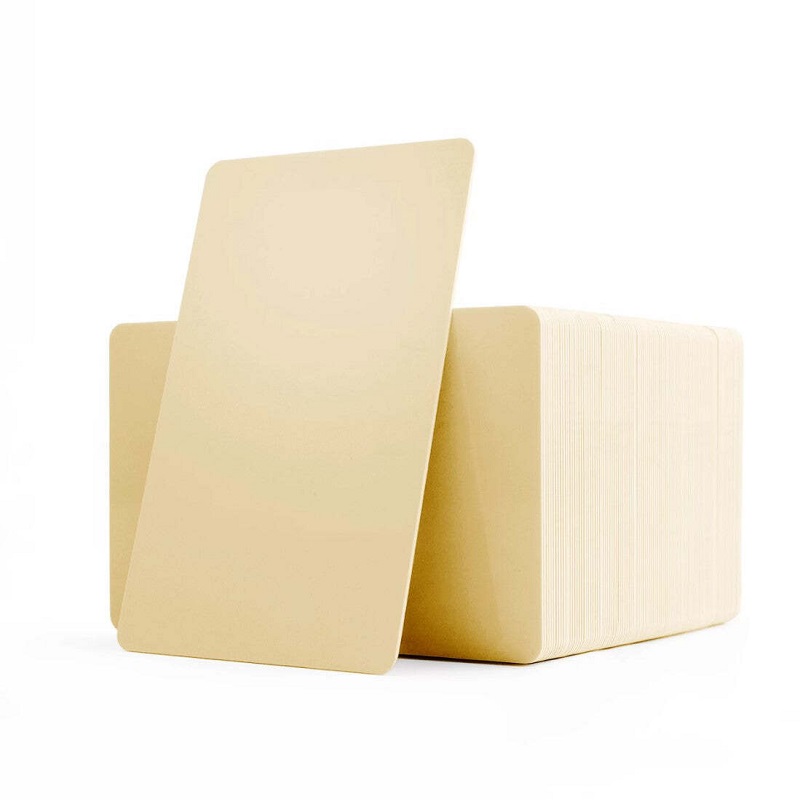 Bilde av Blank cream cards - CR80 (CREAM CORE). 70102060 (DE,SE,NO,FI,RO,PL)